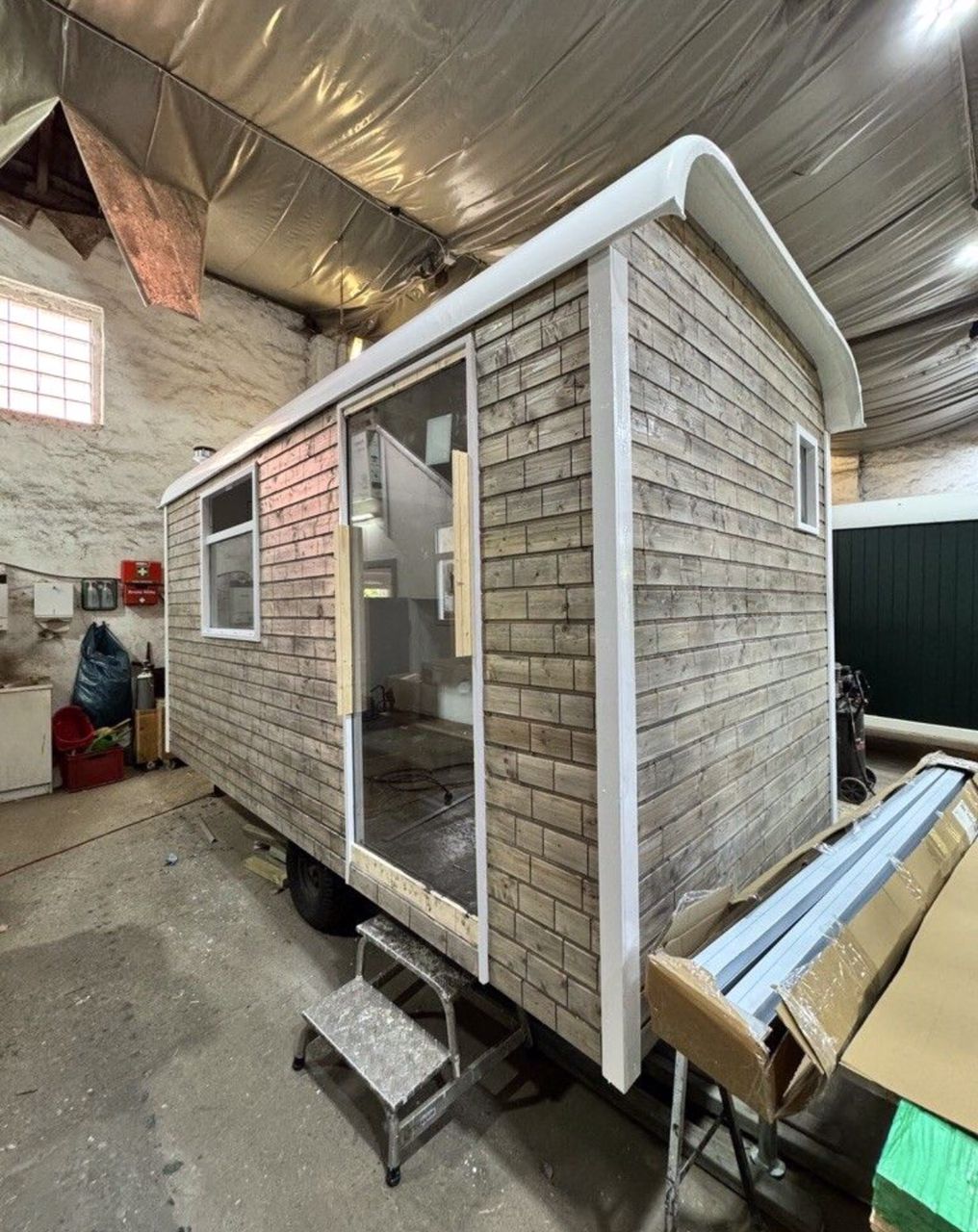 Maison mobile classique 4 saisons – 40 x 10 pi – Finition complète – Prête à l’emploi